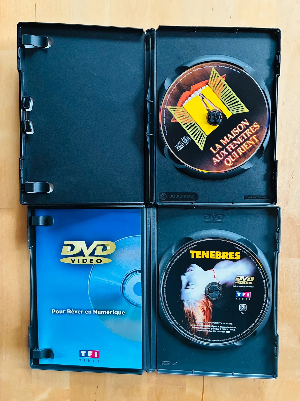 Lote 2 DVDs cult de Gialli: A casa com as janelas que riem e Tenebroso. – photo 2